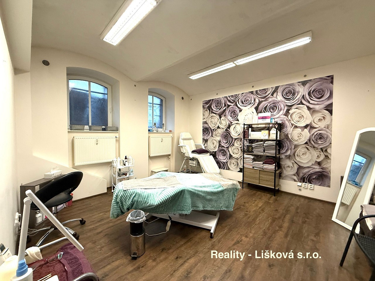 Pronájem komerčního objektu (jiného typu) 50 m²
