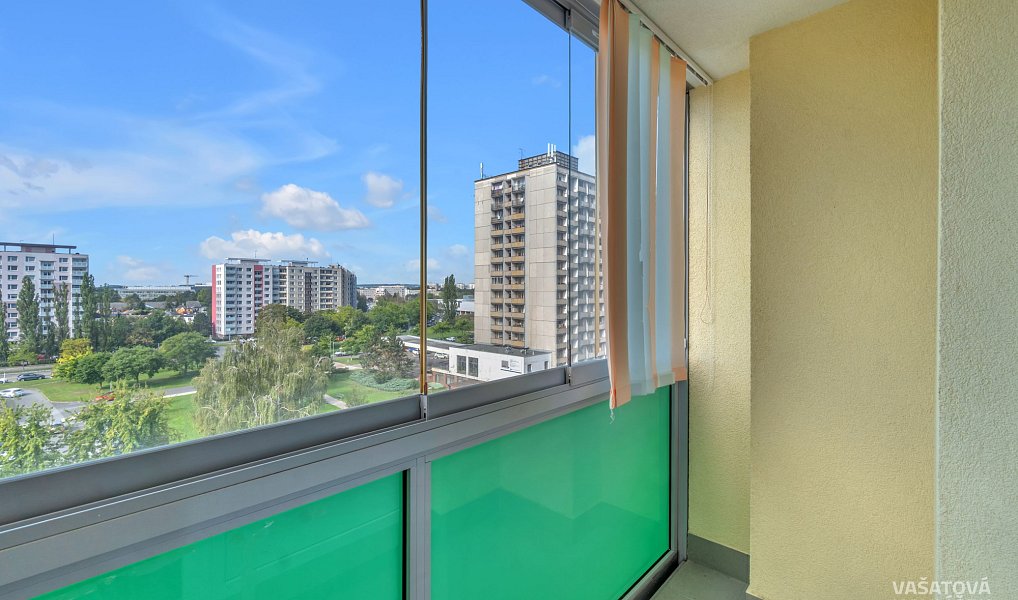 Prodej bytu 1+kk 34 m², Hradec Králové – náhled fotky 16
