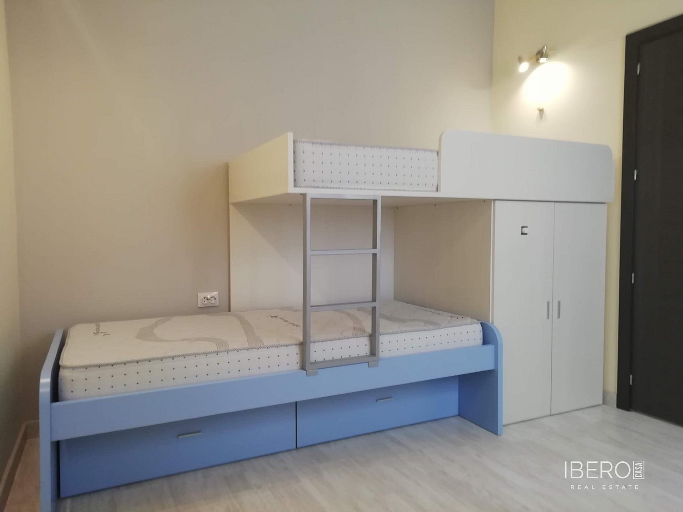 Prodej domu 231 m² s pozemkem 231 m²