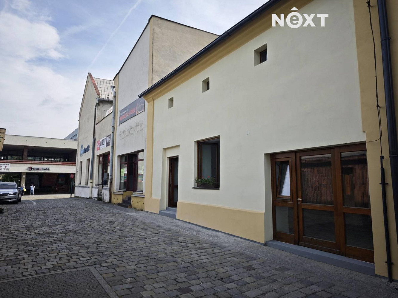 Pronájem obchodních prostor 54 m²
