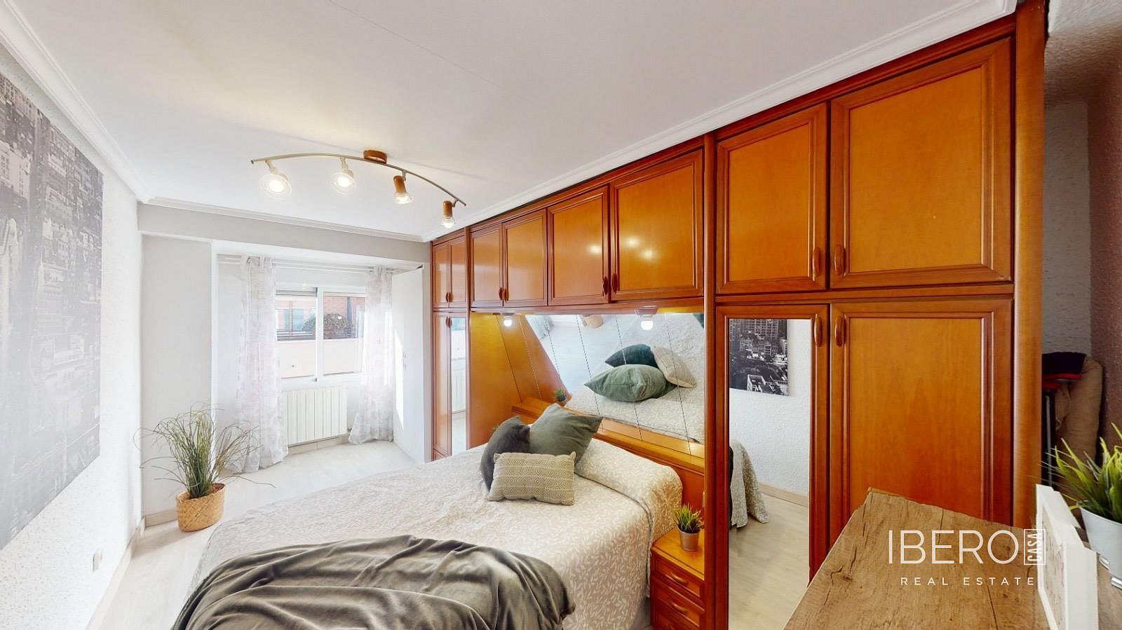 Piso 4+kk – Zaragoza, Centro - Vista 2