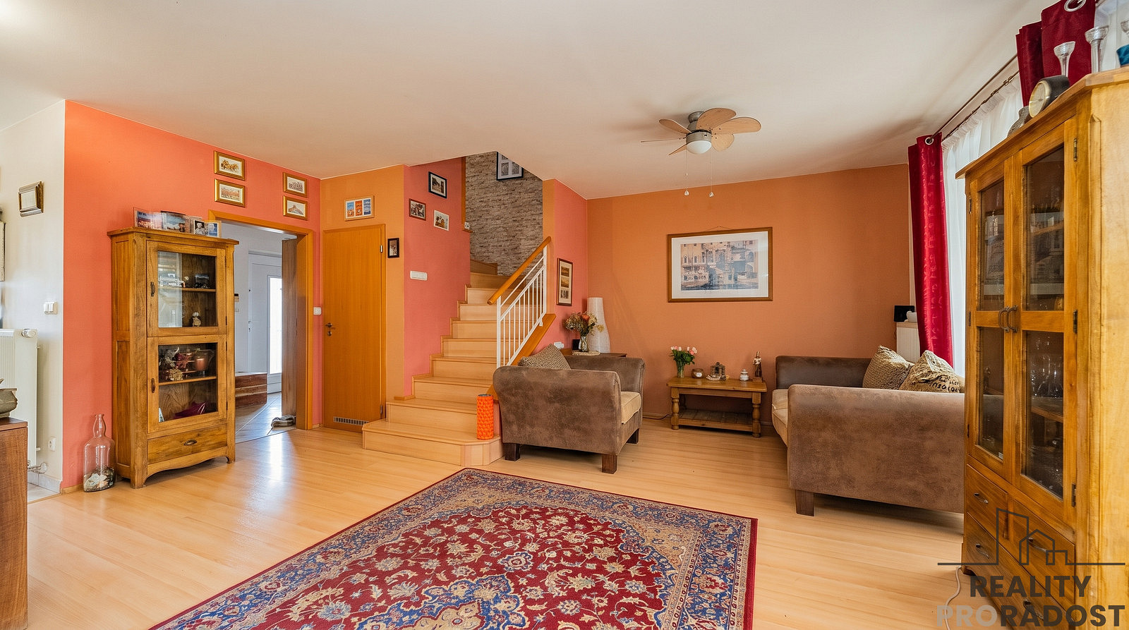 Prodej domu 123 m² s pozemkem 410 m² – fotografie 2