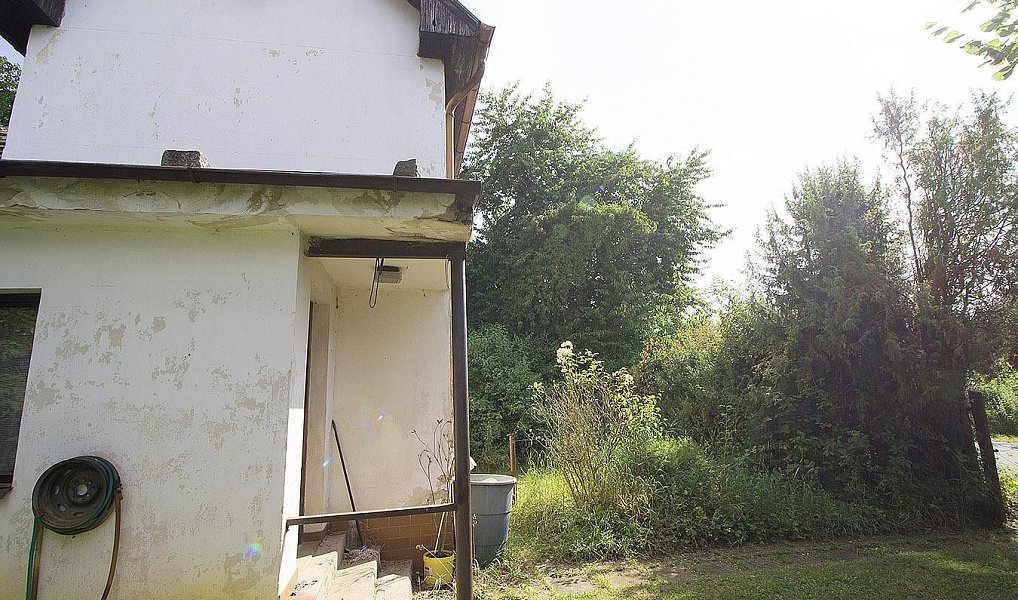 Prodej domu 100 m² s pozemkem 2 233 m², Kaliště – náhled fotky 3