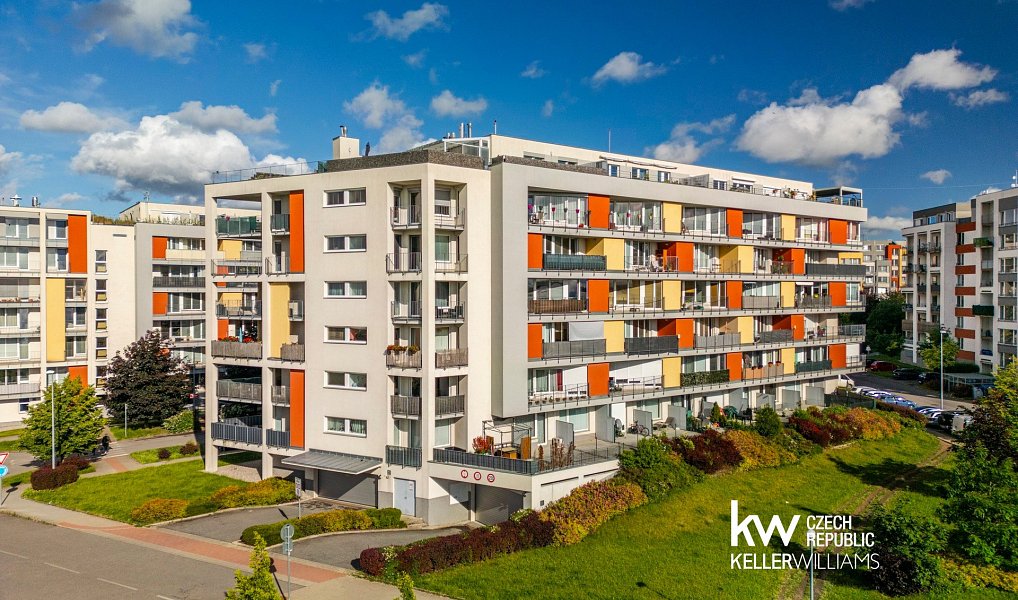 Prodej bytu 4+kk 95 m², Praha – náhled fotky 45