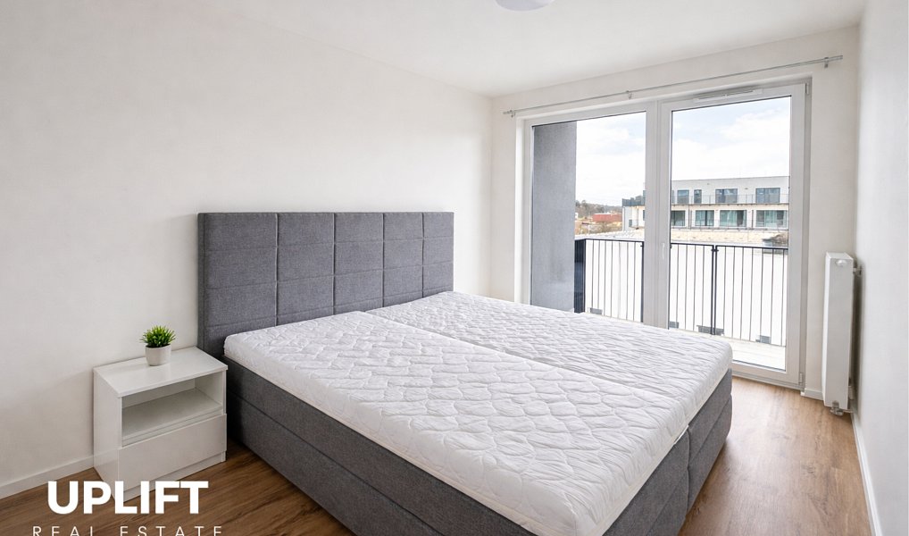 Pronájem bytu 2+kk 50 m², Kladno – náhled fotky 3