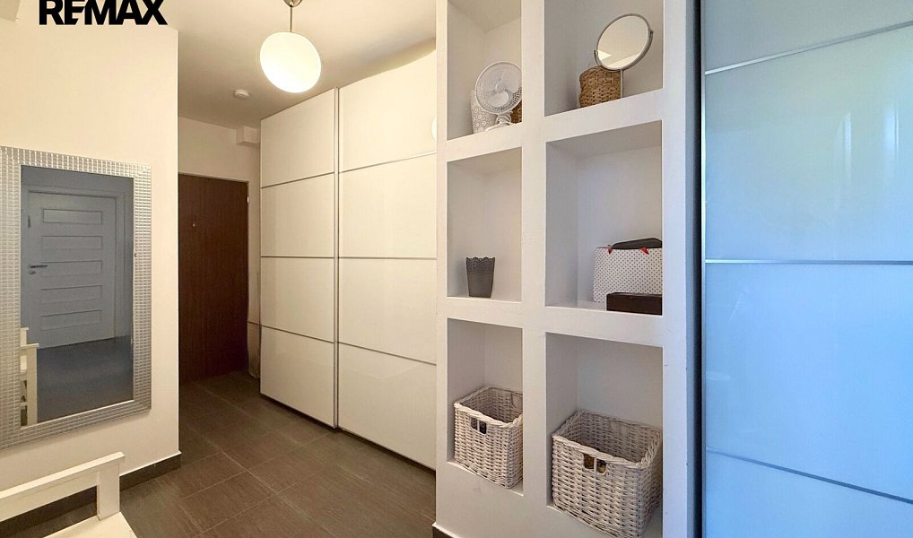 Prodej bytu 1+1 53 m², Praha – náhled fotky 13