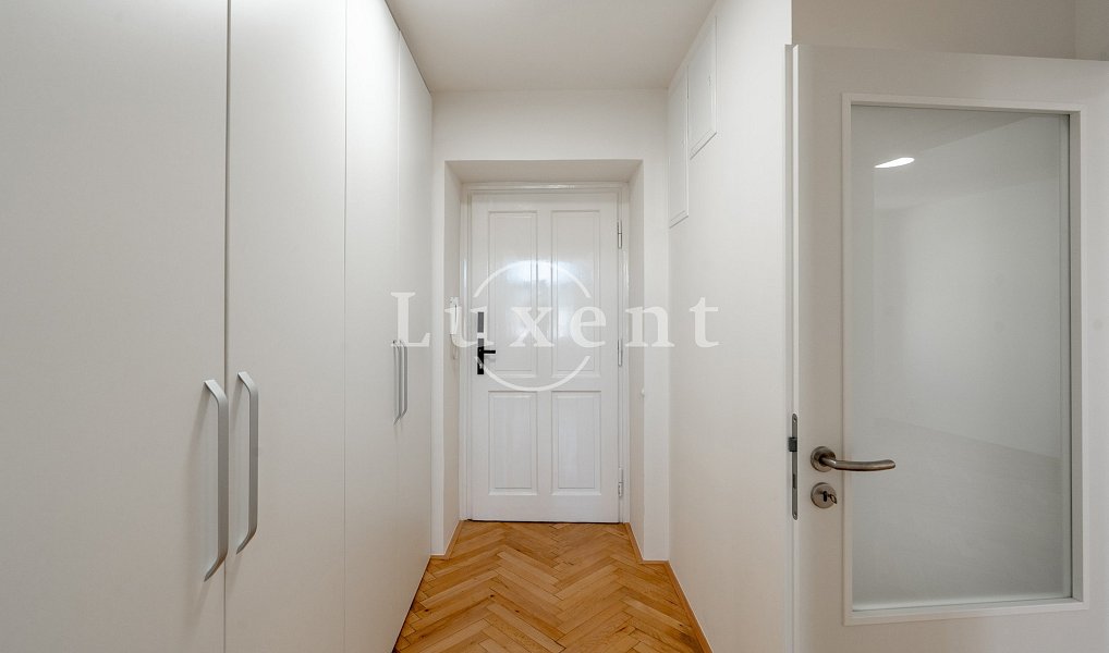 Pronájem bytu 2+kk 42 m², Praha – náhled fotky 8