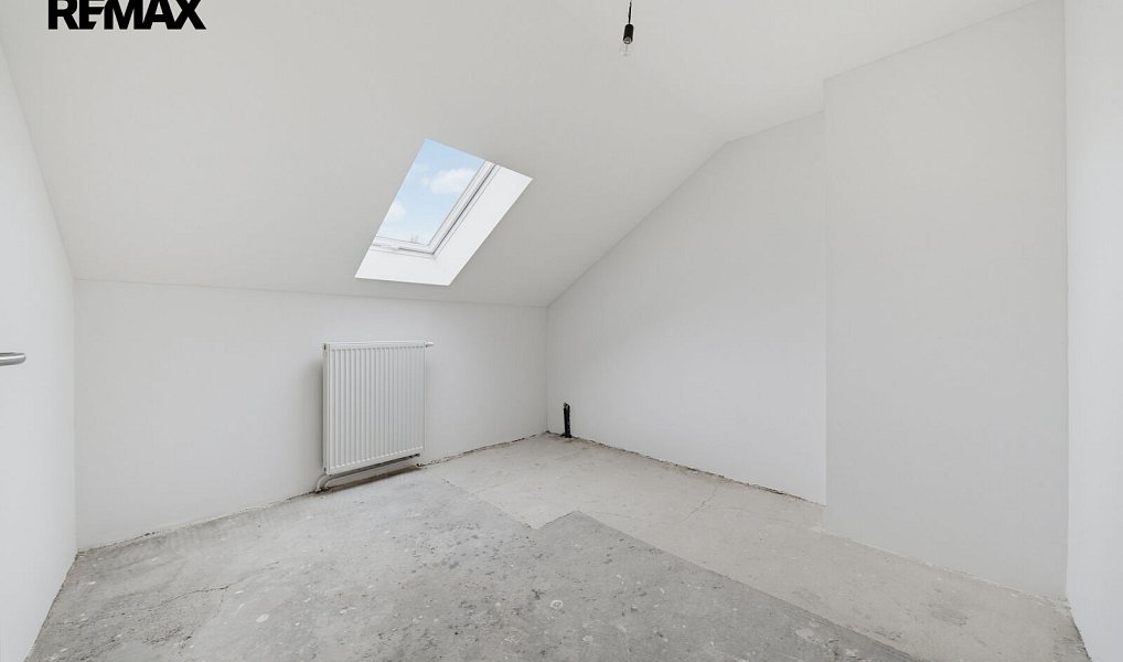 Prodej domu 257 m² s pozemkem 777 m², Sázava – náhled fotky 12
