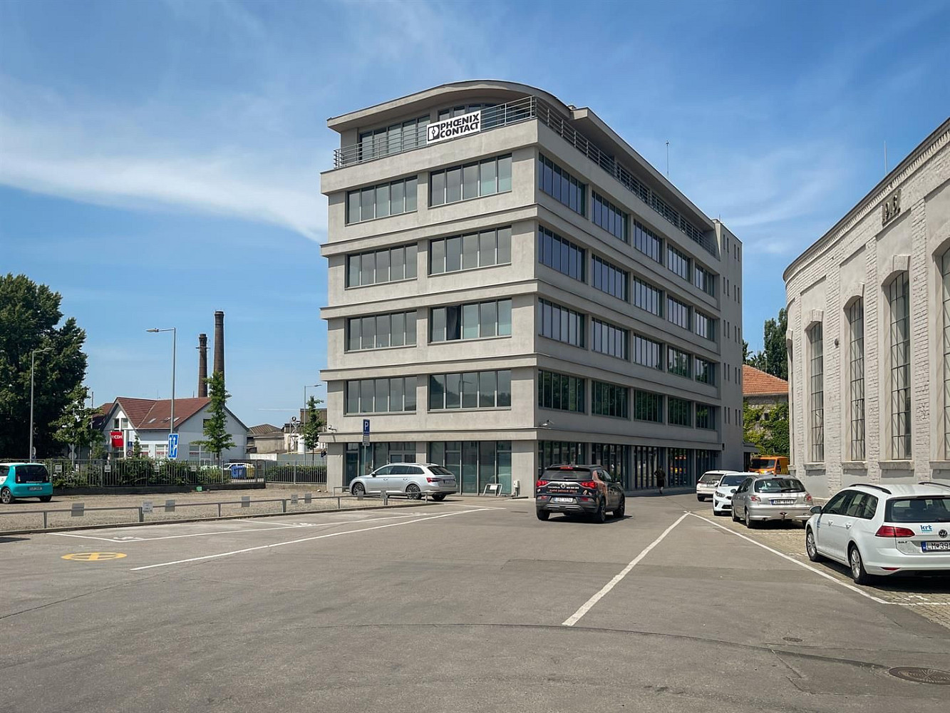 Pronájem kanceláře 397 m²