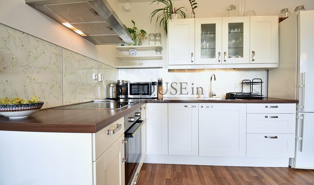 Pronájem bytu 2+kk 62 m², Praha – náhled fotky 8