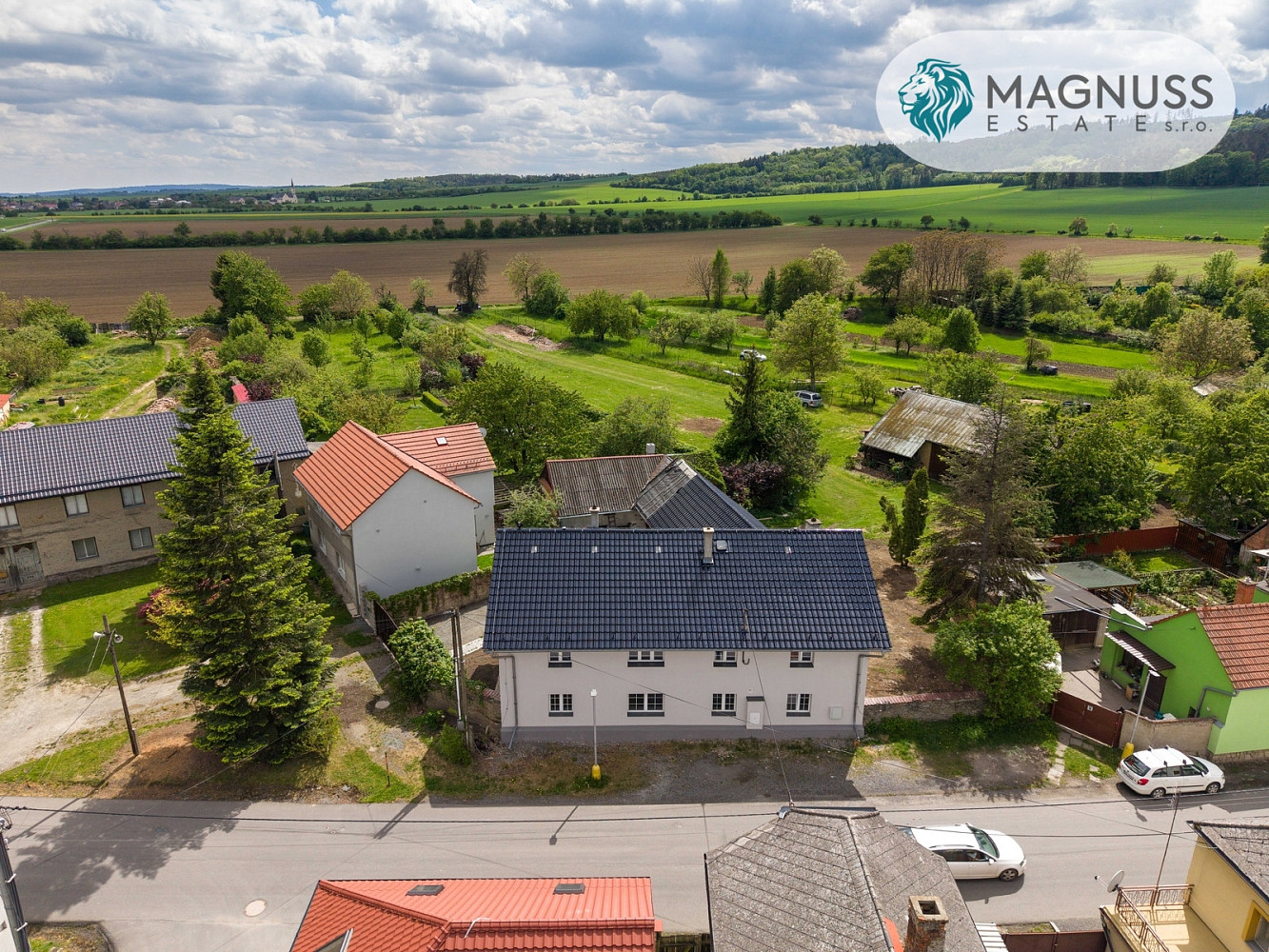 Prodej domu 245 m² s pozemkem 2 040 m²