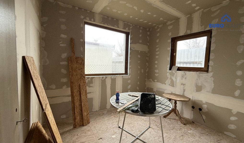 Prodej výrobních prostor 10 996 m², Erpužice – náhled fotky 5