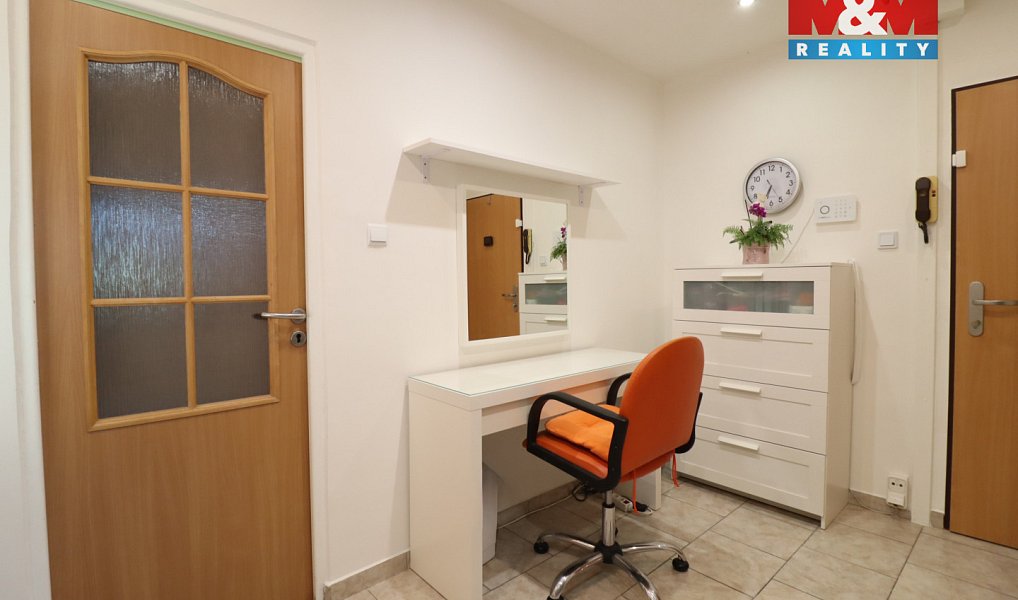Prodej bytu 2+1 60 m², Postoloprty – náhled fotky 16