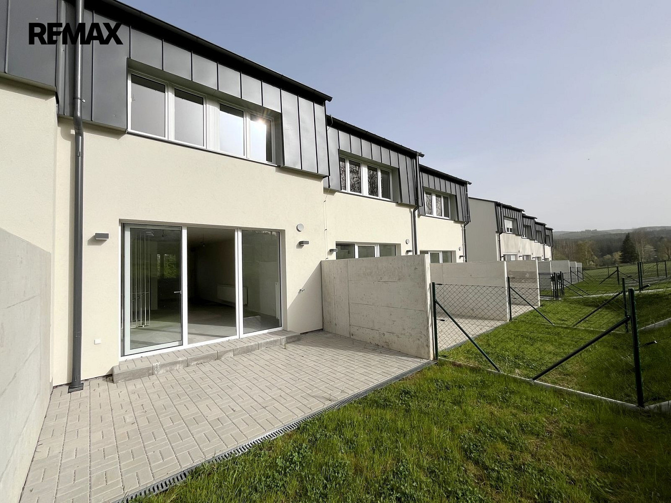 Prodej domu 139 m² s pozemkem 157 m² – fotografie 2