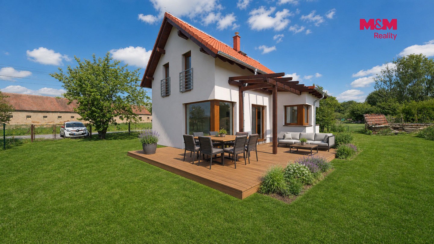 Prodej domu 92 m² s pozemkem 1 243 m² — photo 2
