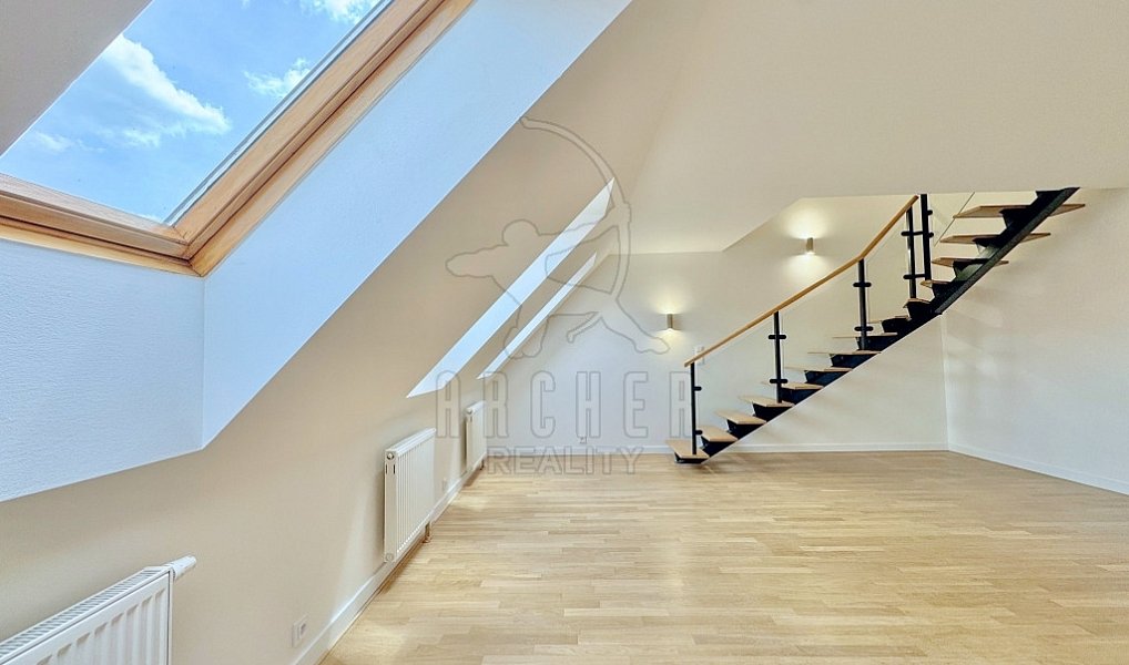 Prodej bytu 3+1 84 m², Praha – náhled fotky 2