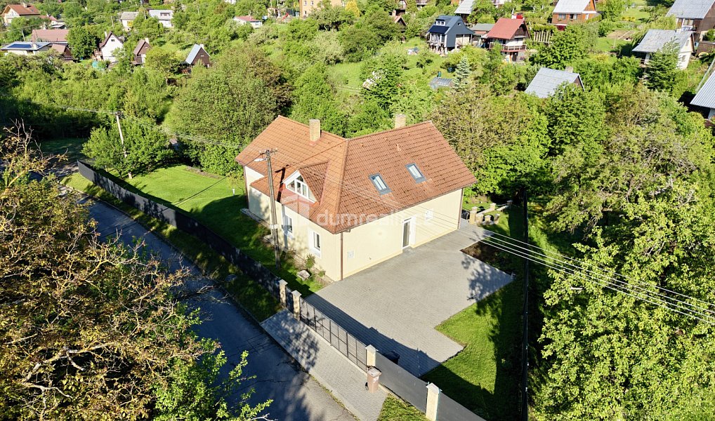 Prodej domu 247 m² s pozemkem 1 024 m², Lukov – náhled fotky 22