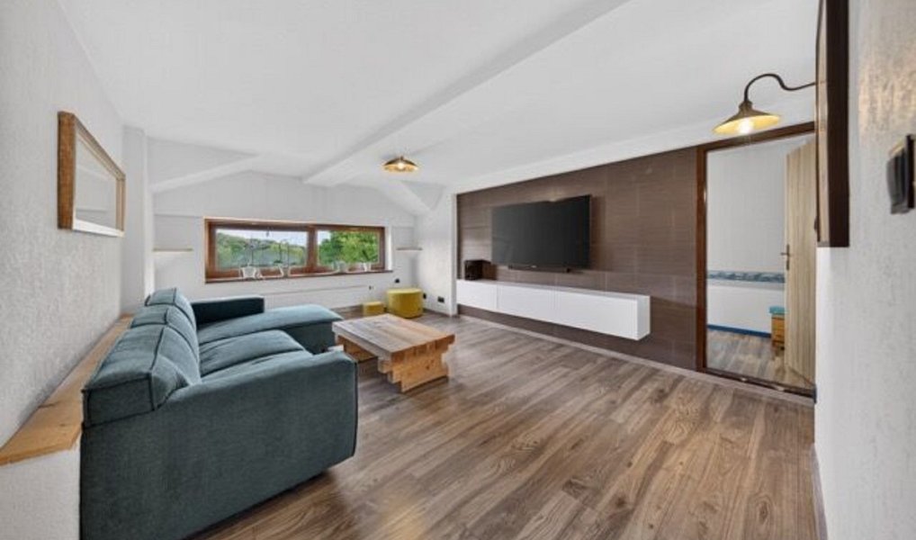 Prodej bytu atypického 143 m², Petrovice – náhled fotky 4