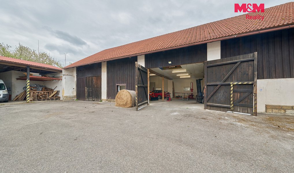 Pronájem výrobních prostor 453 m², Dubenec – náhled fotky 9