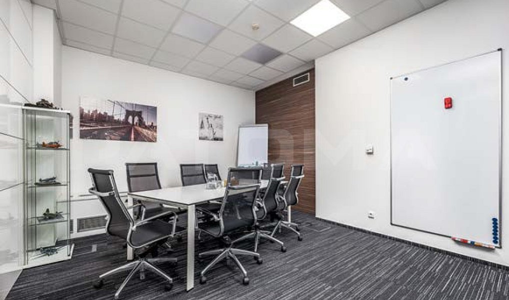 Pronájem kanceláře 235 m², Praha – náhled fotky 2