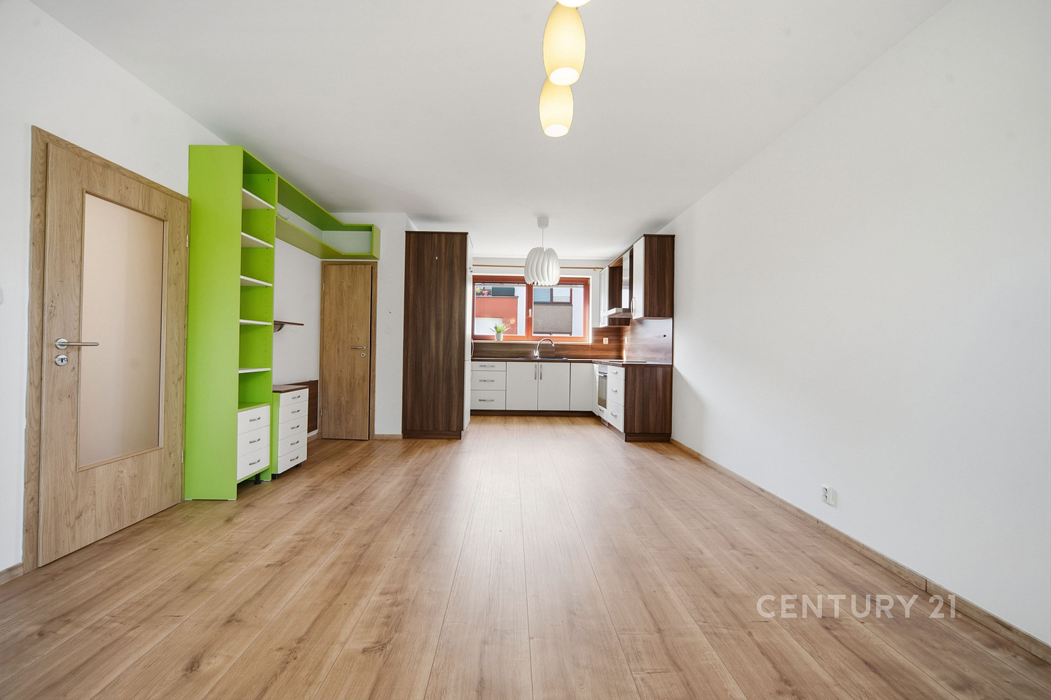 Pronájem bytu 2+kk 54 m² – fotografie 3
