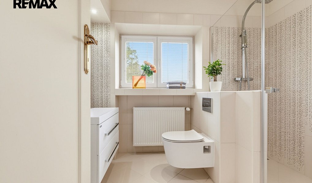 Prodej domu 432 m² s pozemkem 799 m², Karlovy Vary – náhled fotky 8