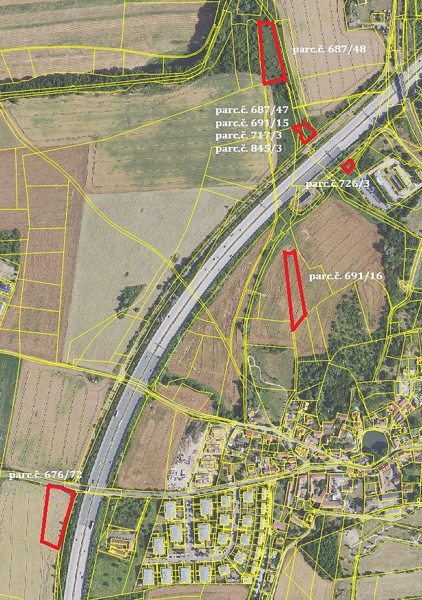 Prodej pozemku 11 838 m²