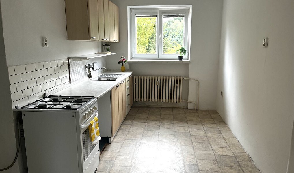 Prodej bytu 2+1 50 m², Vsetín – náhled fotky 2