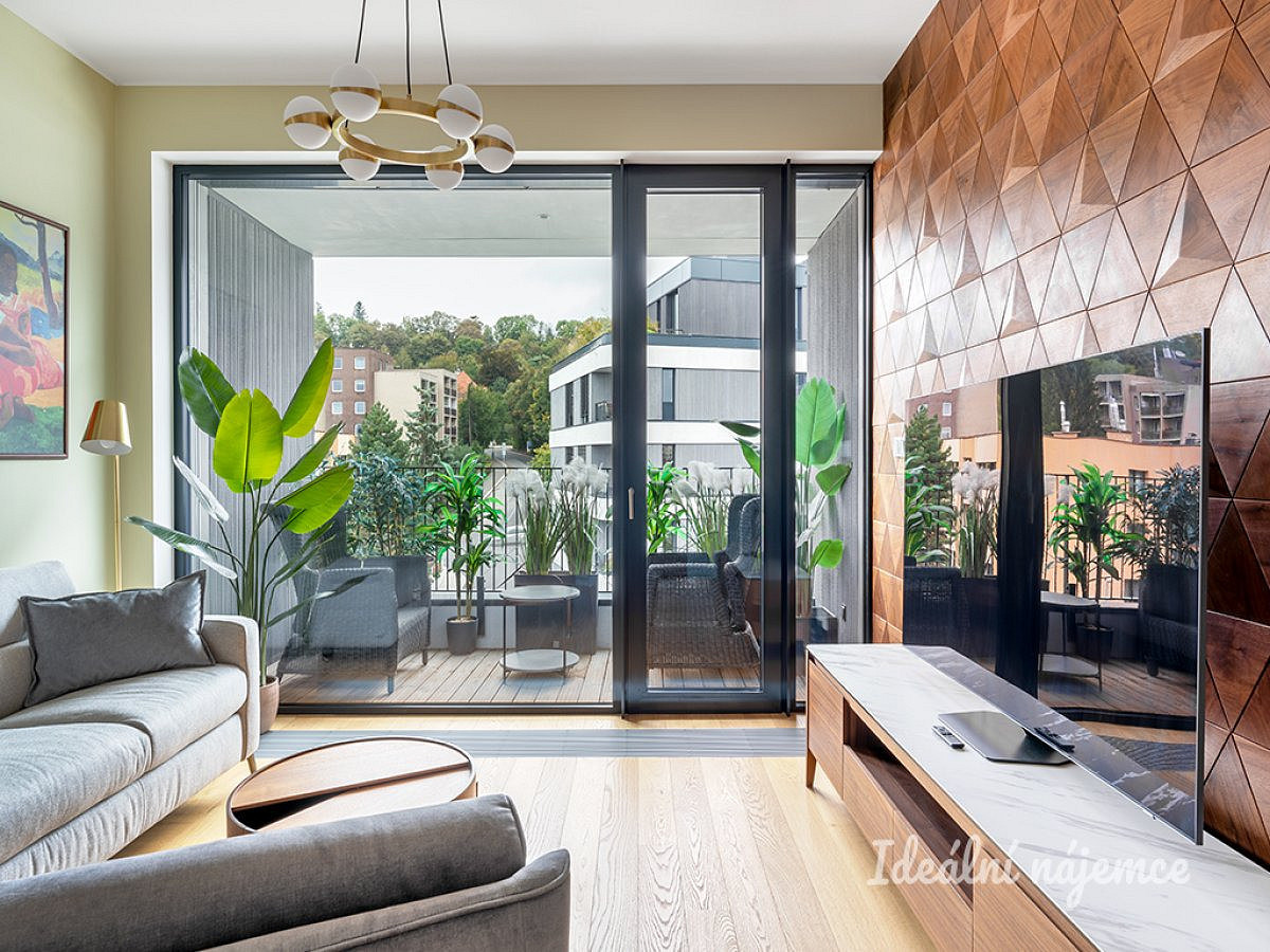 Pronájem bytu 2+kk 58 m²