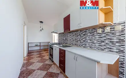 Prodej bytu 3+1 60 m², Mánesova, Sokolov