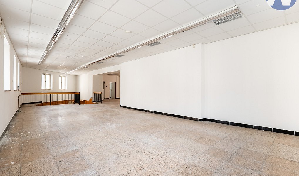 Prodej obchodních prostor 460 m², Vimperk – náhled fotky 12