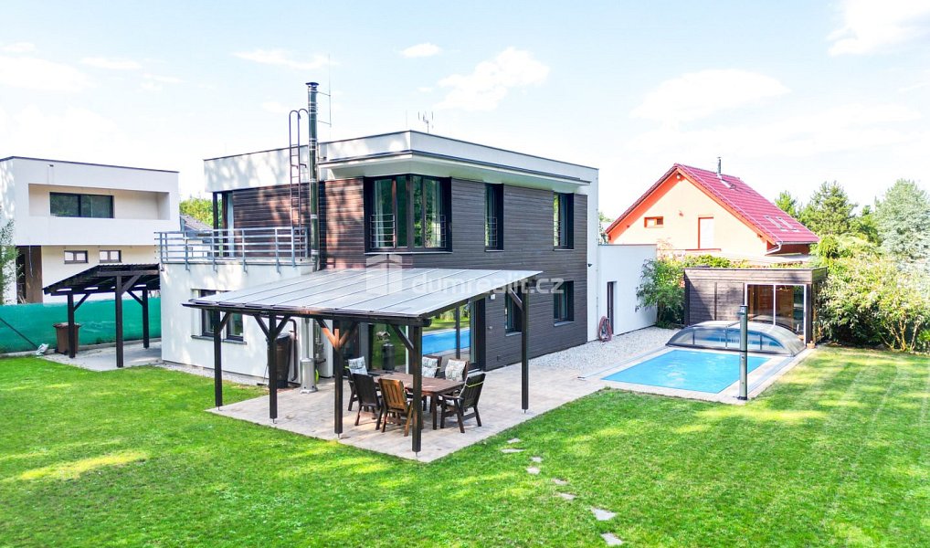 Prodej domu 249 m² s pozemkem 1 050 m², Praha – náhled fotky 26