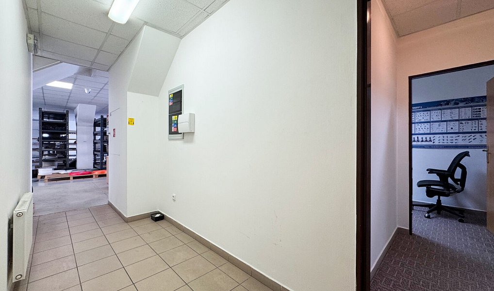 Pronájem skladovacích prostor 400 m², Bohumín – náhled fotky 10