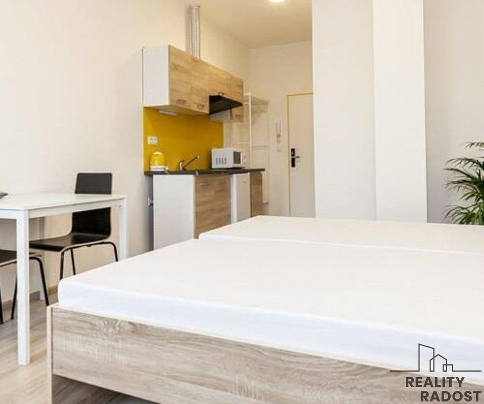 Pronájem bytu 1+kk 22 m²