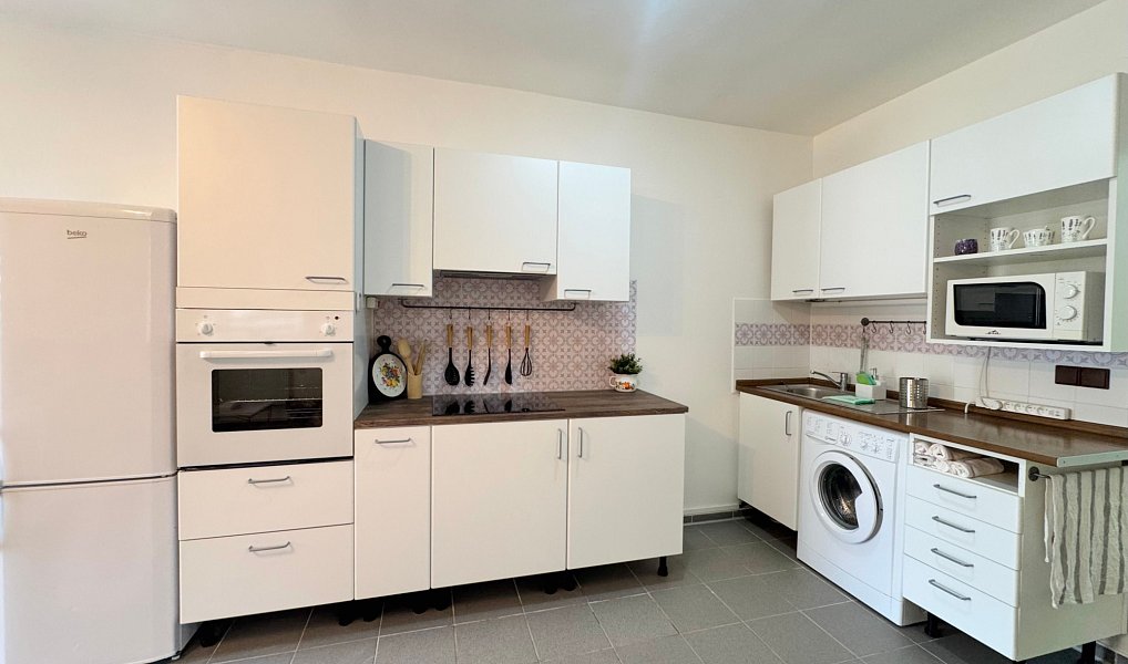 Pronájem bytu 3+kk, 80 m², Dubeč - Praha 15, Praha