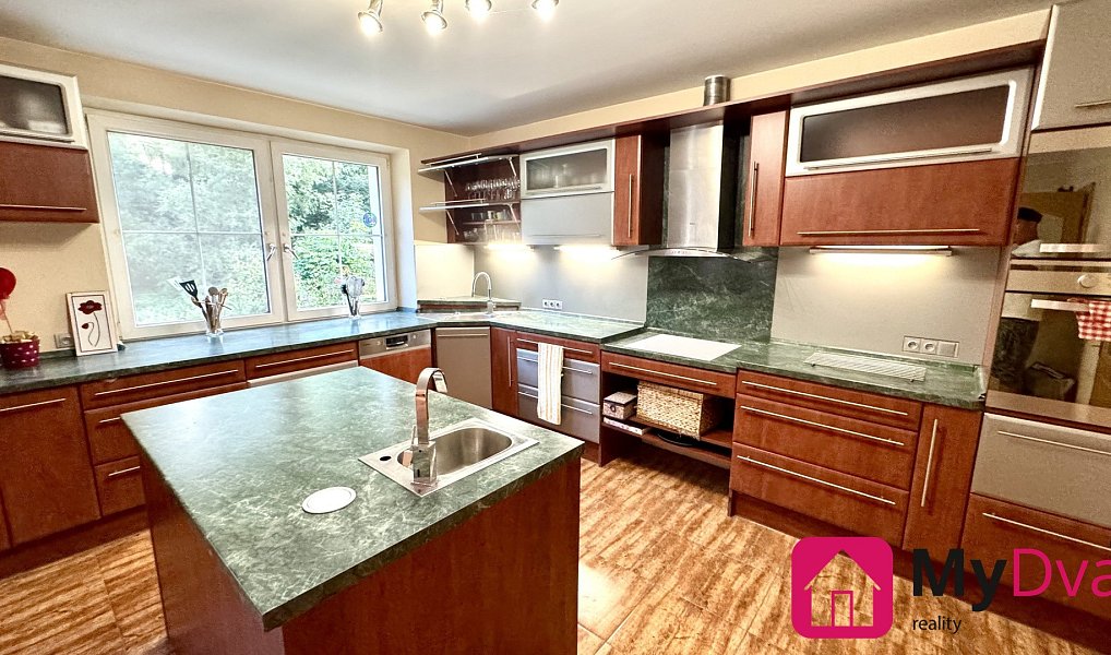 Prodej domu 208 m² s pozemkem 500 m², Vranov nad Dyjí – náhled fotky 10