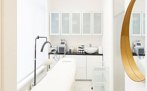 Prodej obchodních prostor 34 m², Zvěřinova, Praha 3 - Strašnice