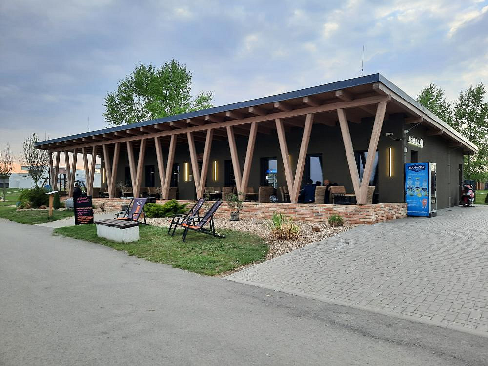 Prodej restaurace 407 m²