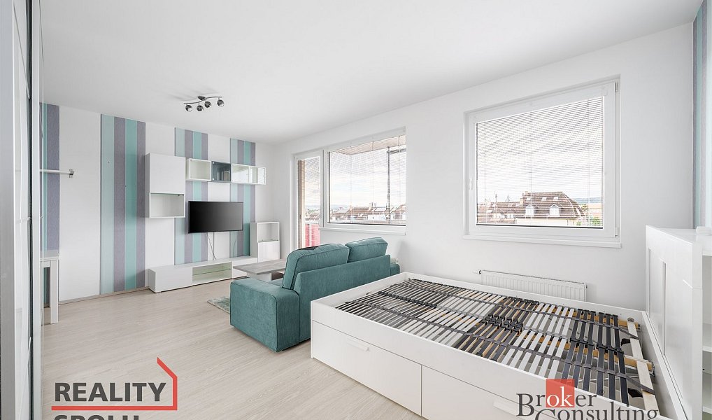 Pronájem bytu 1+kk 37 m², Praha – náhled fotky 6