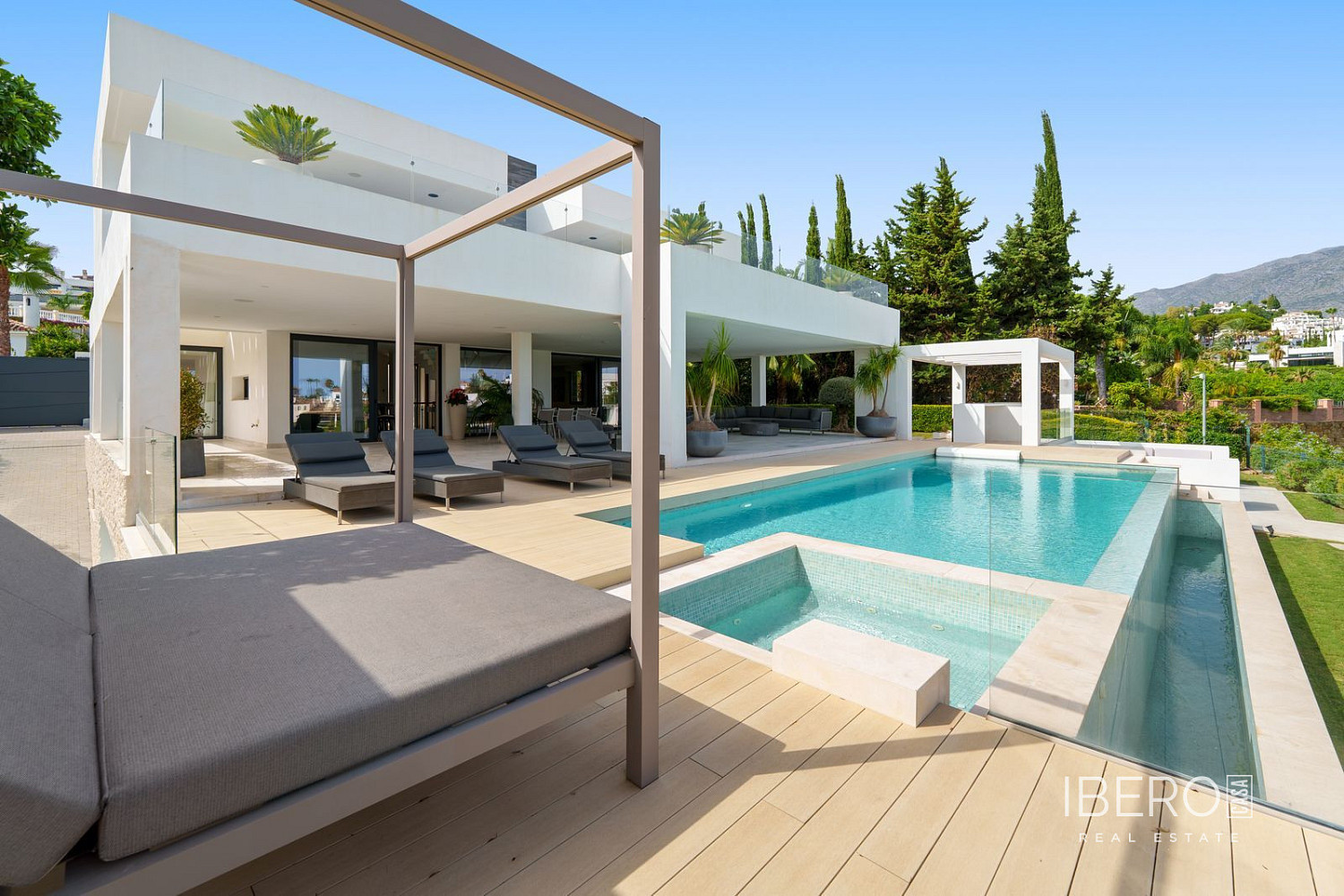 Casa 6+kk – Marbella, Nueva Andalucía - Vista 3