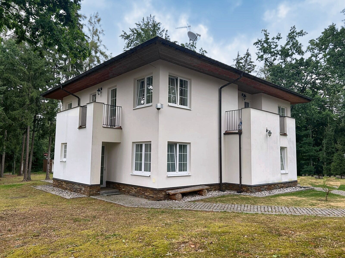 Prodej stavebního pozemku 8 498 m² – fotografie 2