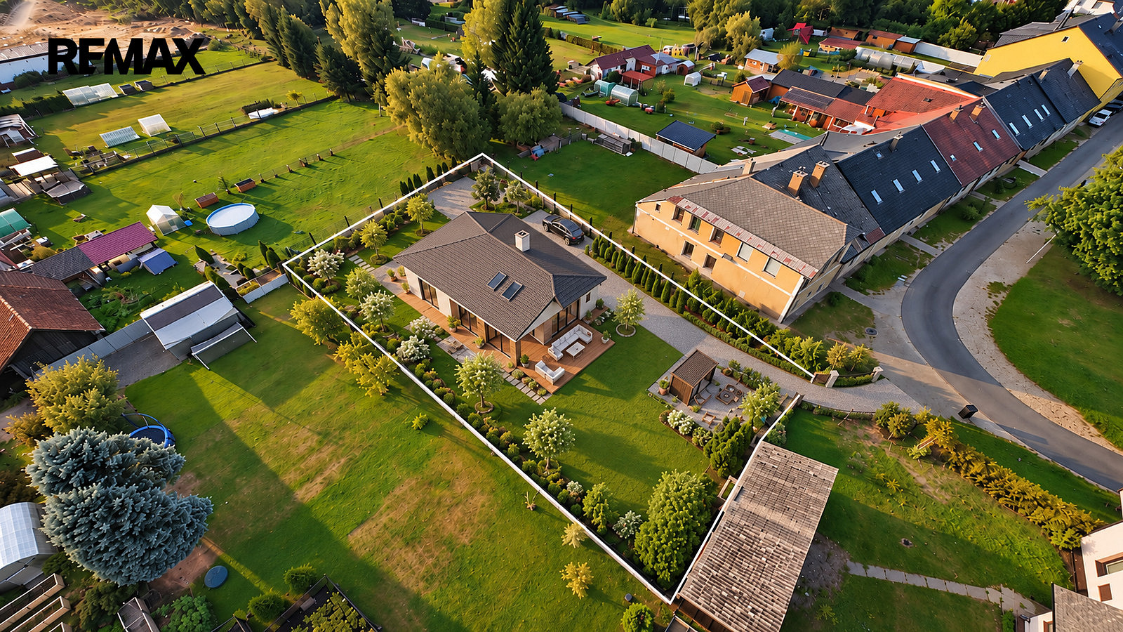 Prodej stavebního pozemku 1 109 m² – fotografie 4
