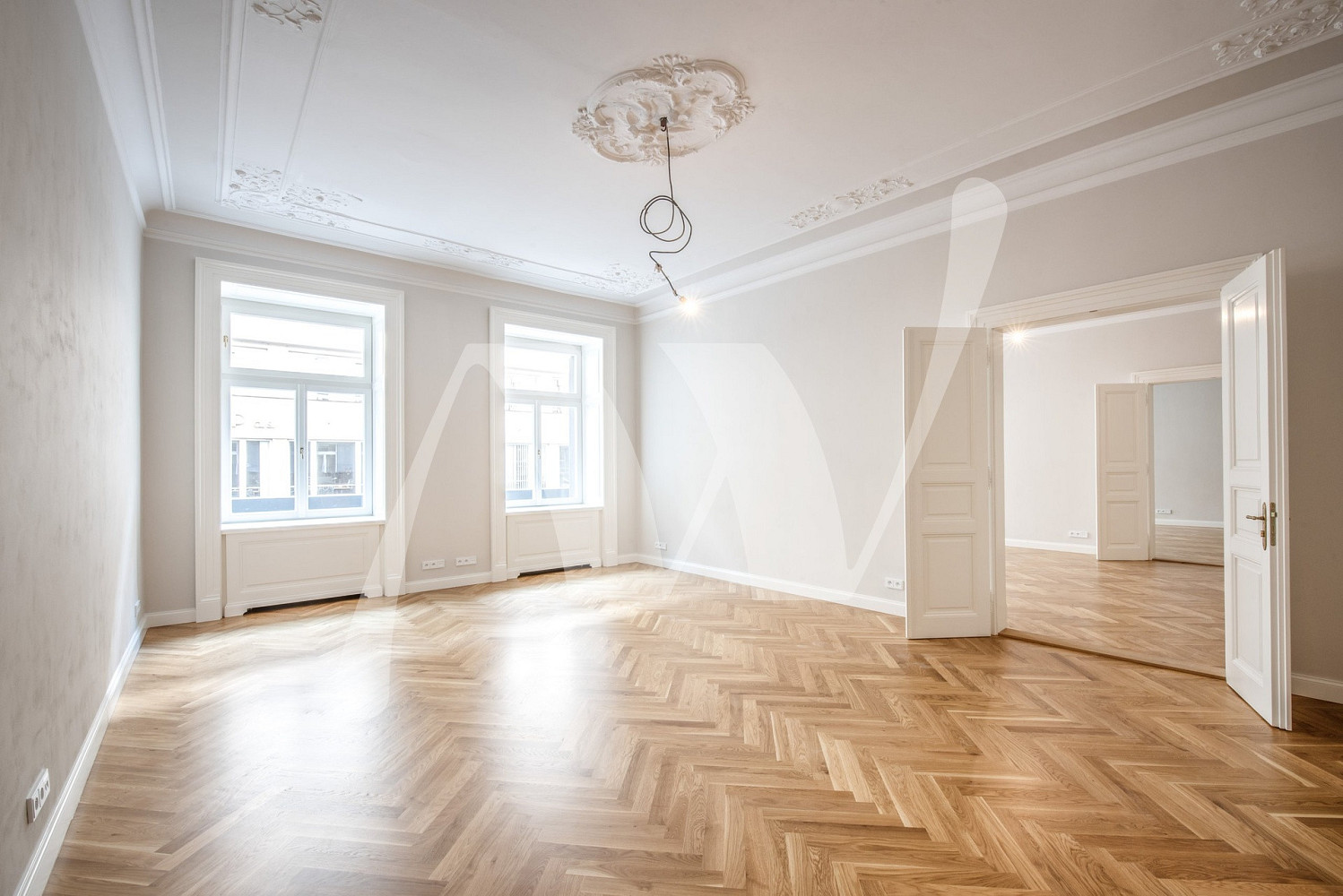 Pronájem kanceláře 409 m² — photo 2