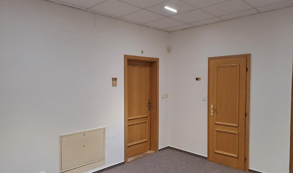 Pronájem kanceláře 55 m², Praha – náhled fotky 14