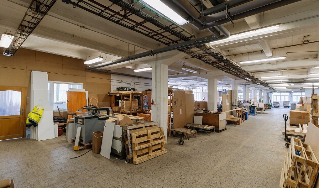 Prodej výrobních prostor 11 439 m², Ostrov – náhled fotky 11
