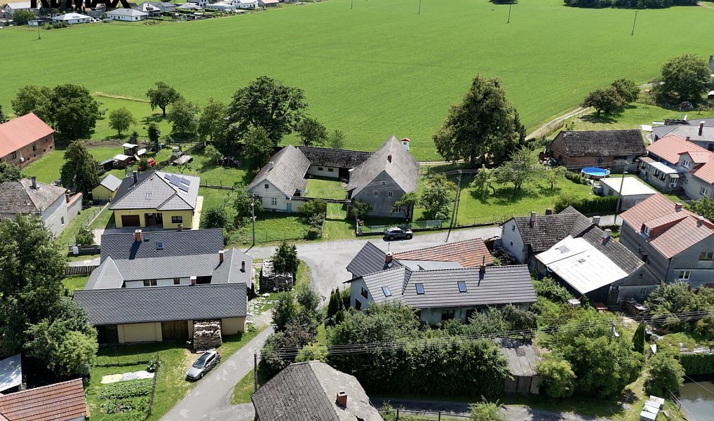 Prodej domu 230 m² s pozemkem 2 014 m², Spálov – náhled fotky 5