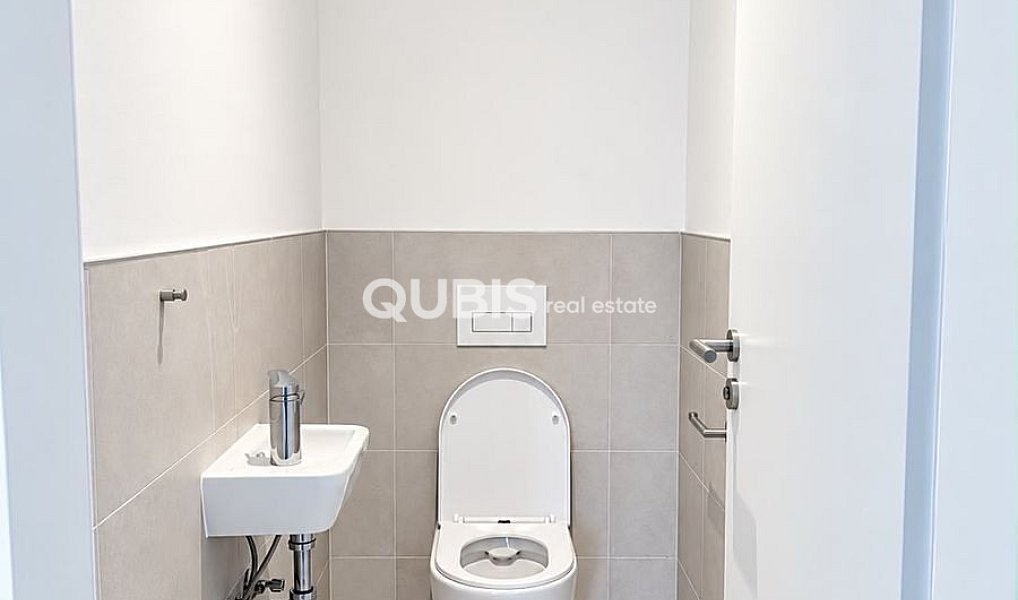 Pronájem bytu 3+kk 119 m², Praha – náhled fotky 9