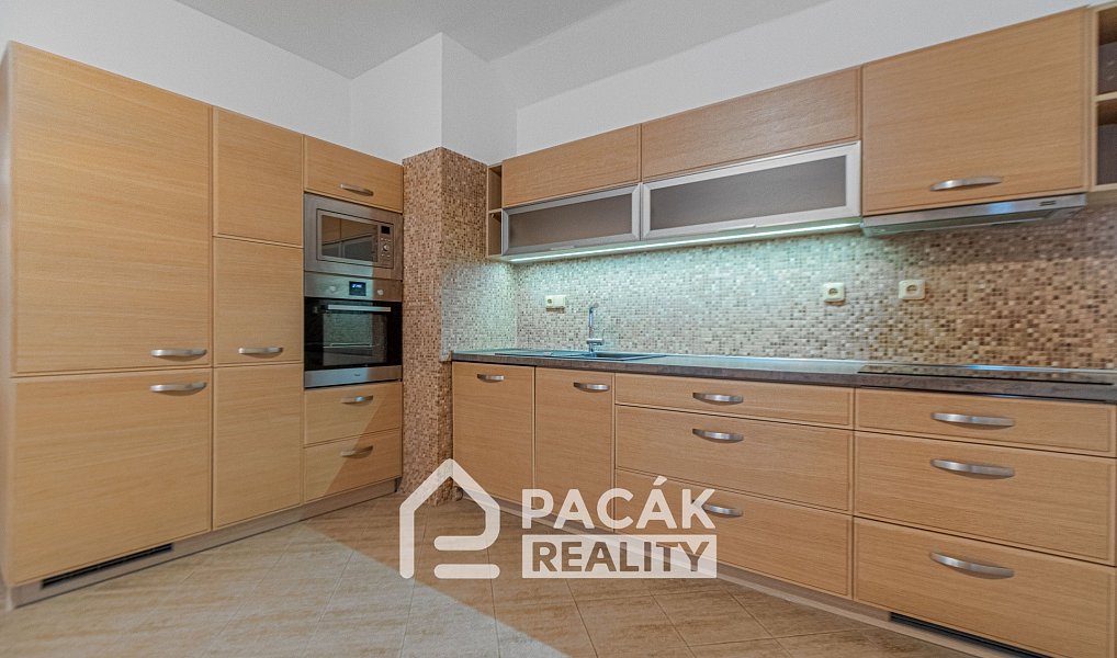 Prodej domu 660 m² s pozemkem 1 434 m², Olomouc – náhled fotky 55