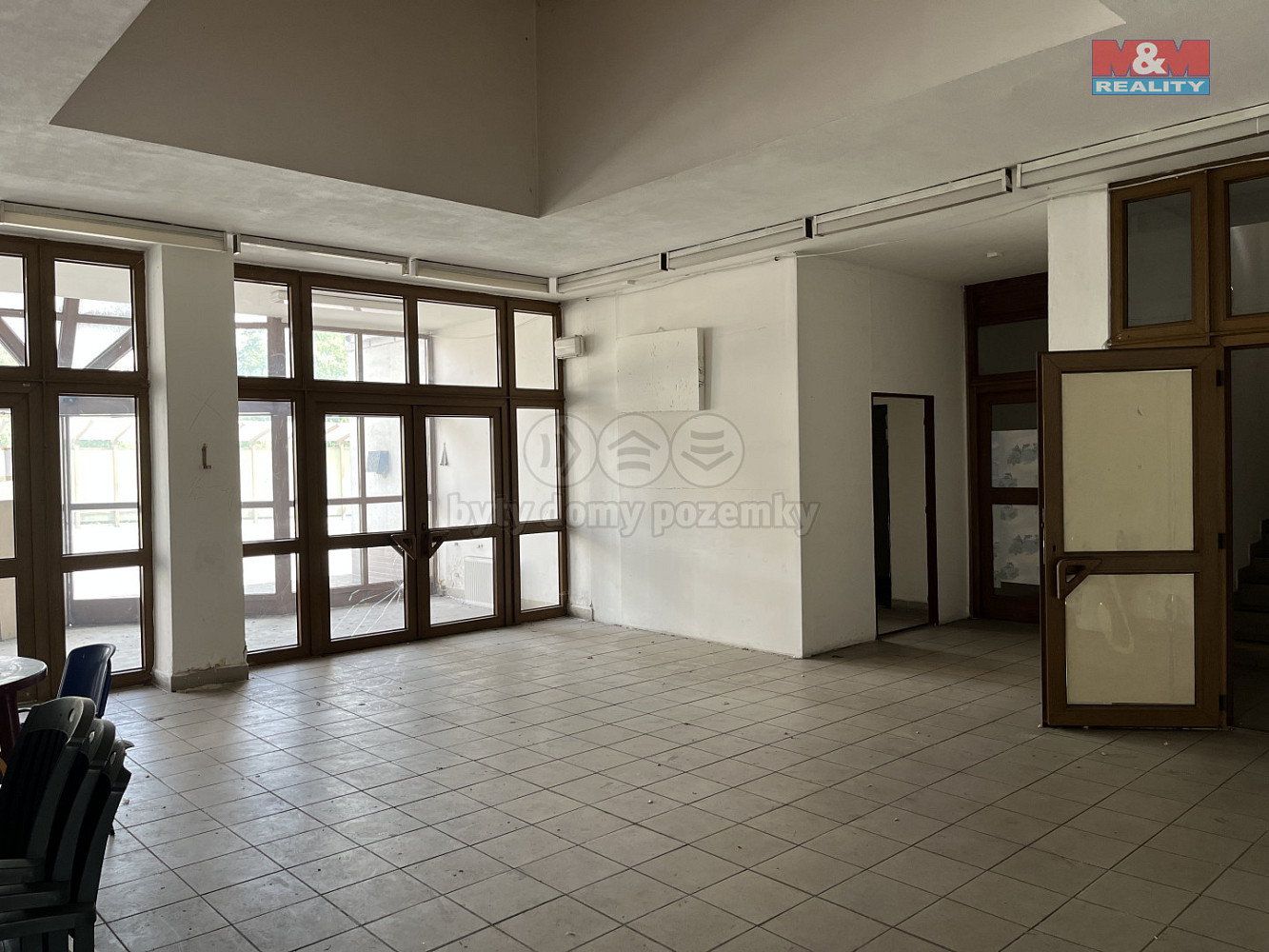 Prodej obchodních prostor 504 m² — photo 2
