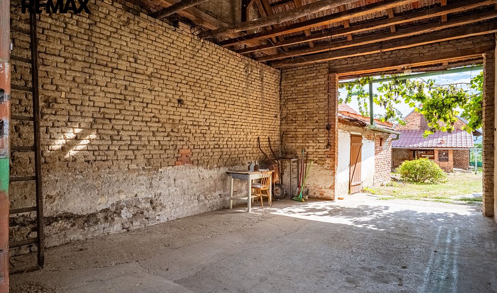 Prodej domu 200 m² s pozemkem 1 812 m², Šakvice – náhled fotky 41